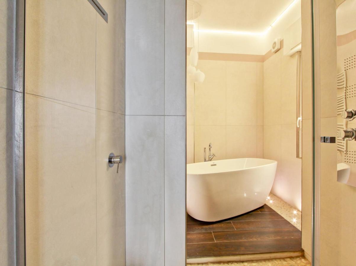 The Finest- At Spanish Steps- Rome Exterior photo